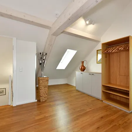 Holiday home Gaestehaus In Schopfheim, 20 Km Zur Schweiz-basel, Direkte S-bahnverbindung