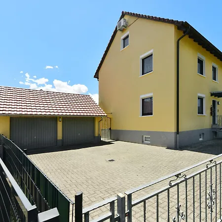 Familienfreundliches Gaestehaus In Nahe Basel, Direkte S-bahnverbindung שופהיים