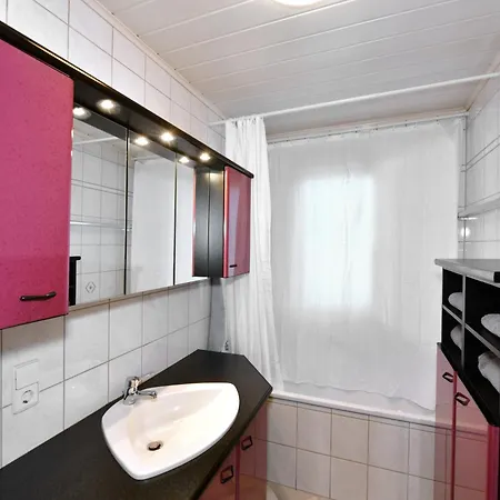 Familienfreundliches Gaestehaus In Nahe Basel, Direkte S-bahnverbindung Schopfheim