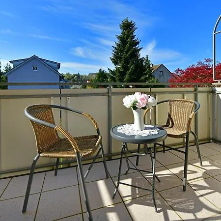 Gaestehaus In Schopfheim, 20 Km Zur Schweiz-basel, Direkte S-bahnverbindung * شوبفهايم