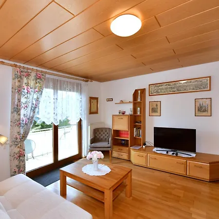 Gaestehaus In Schopfheim, 20 Km Zur Schweiz-basel, Direkte S-bahnverbindung